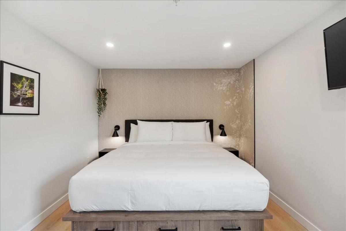 The Oak Hotel Нельсон Экстерьер фото
